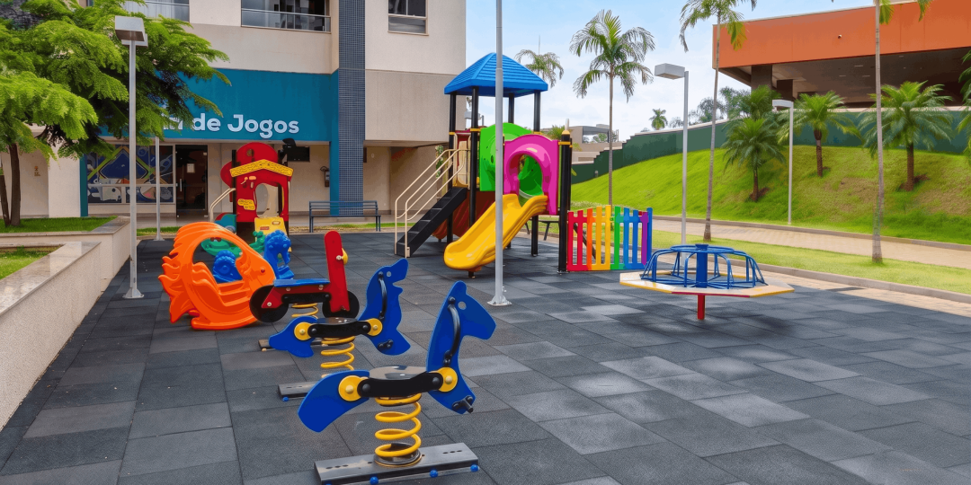playground 1 (1)